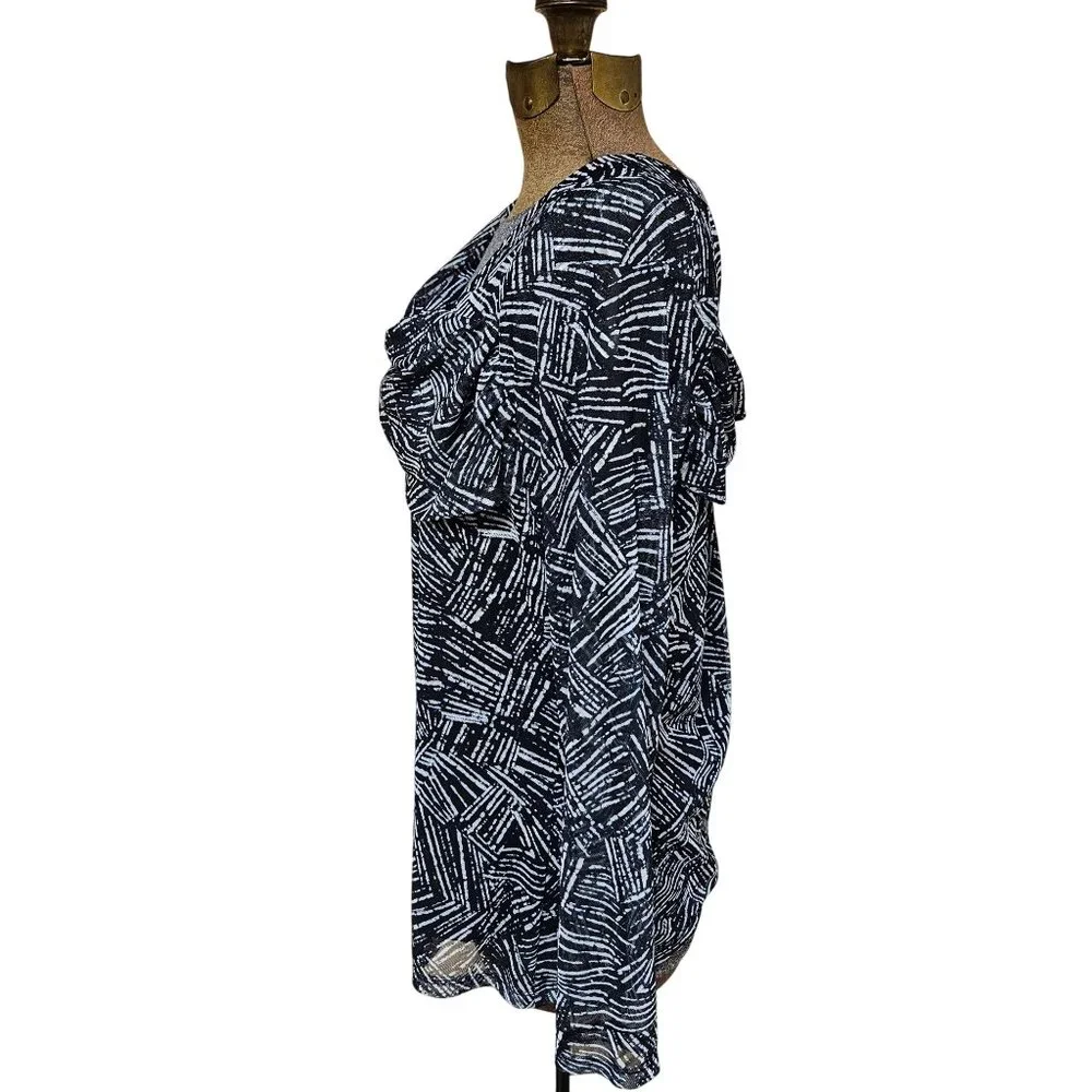 Ella Rafaella Blouse Womens Size 1X Black White Cowl Neck Top Abstract Print - Picture 2 of 8